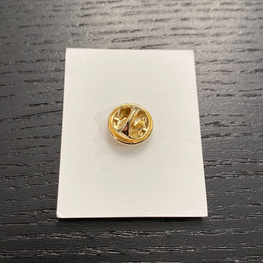 Chanel N5 Pin Brooch - New in Box - Picture 3 of 4